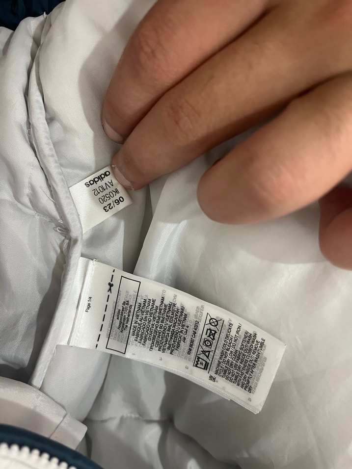 Adidas Kapüşonlu Şişme Mont — görsel 4/6