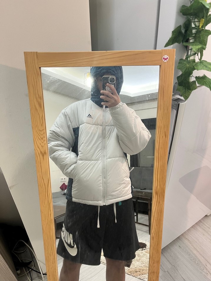 Adidas Kapüşonlu Şişme Mont — görsel 5/6