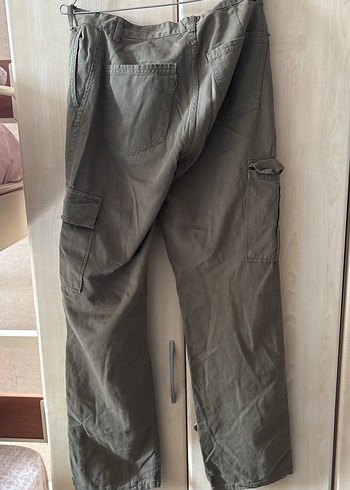 36 Beden stradivarius yeşil kargo pantolon