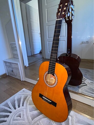 Kahverengi Çocuk başlangıç gitarı