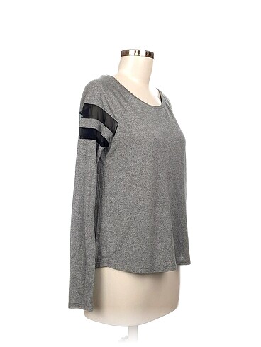 H&M H&M Bluz %70 İndirimli.