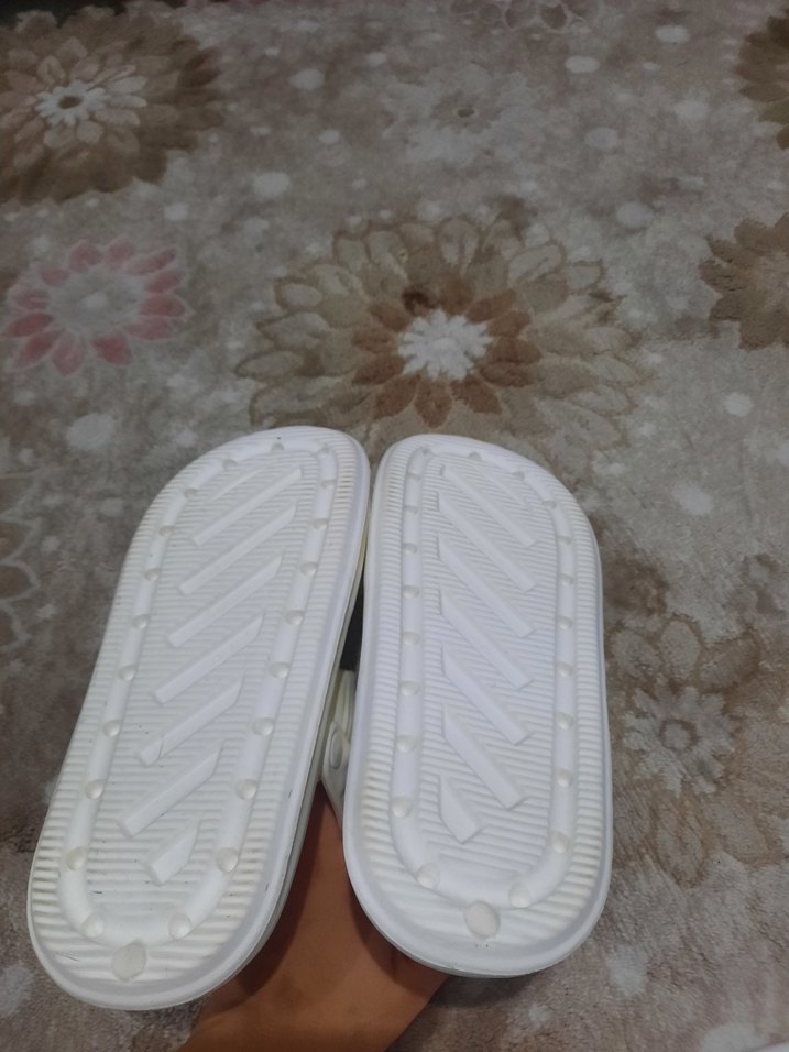 Beyaz Nakışlı Kadın Platform Terlik - Görsel 2