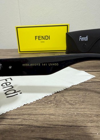 Beden siyah Renk UV400 Korumalı FENDİ AYNI GÜNDE KARGO