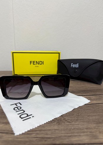 Diğer UV400 Korumalı FENDI AYNI GÜNDE KARGOLANIR