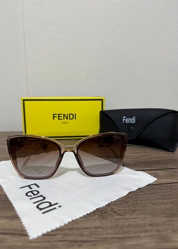 Diğer UV400 Korumalı FENDİ AYNI GÜNDE KARGOLANIR
