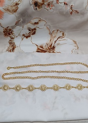 Zincir Detaylı Altın Renkli Kadın Vücut Zinciri - Görsel 2