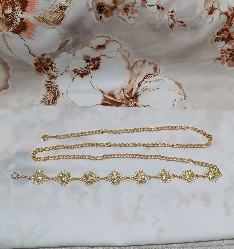 Zincir Detaylı Altın Renkli Kadın Vücut Zinciri - Görsel 2