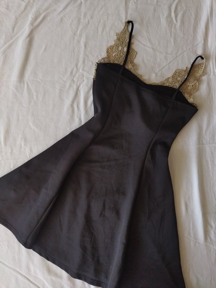 Dantel Detaylı Siyah Mini Abiye Elbise - Görsel 2