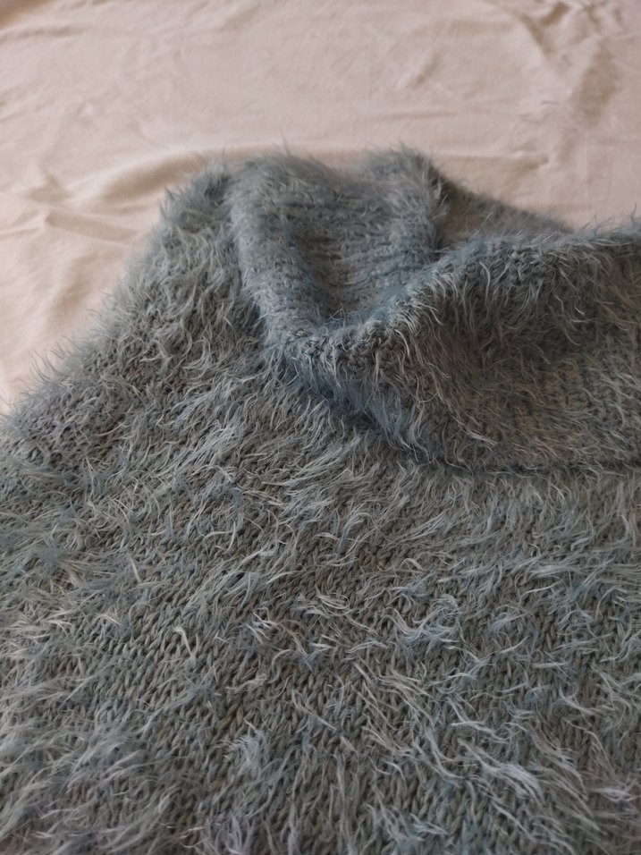 Mavi Yumuşak Peluş Dokulu Kadın Boğazlı Kazak - Görsel 4