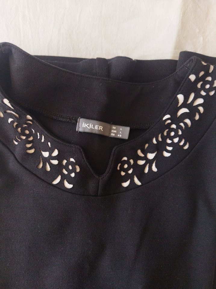 Kısa Kollu Siyah Midi Elbise - Görsel 3