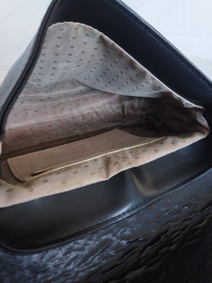 Siyah Deri Kol/Omuz Çantası - Görsel 4