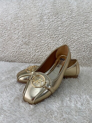 Mk babet gold