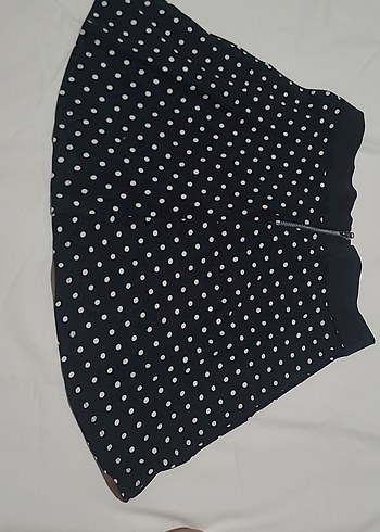 Siyah Puantiyeli Pilili Mini Etek