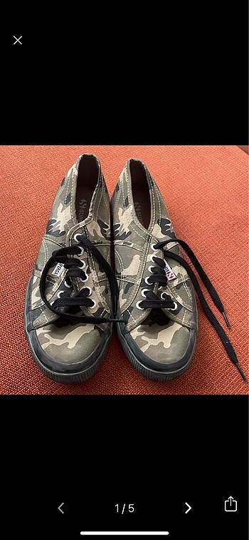 Superga Sneaker