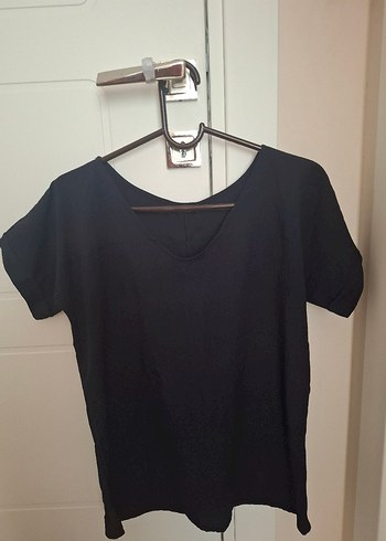 Armani Siyah V Yaka Keten Tişört