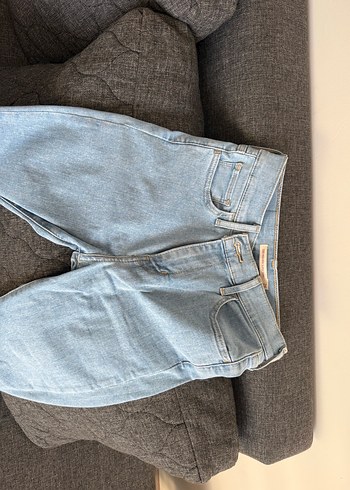 Levis Gri Dar Kesim Kot Pantolon