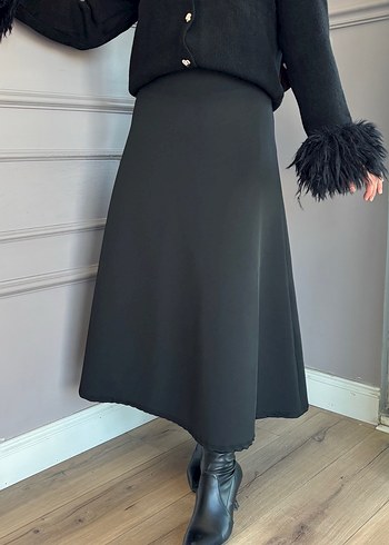 Siyah Uzun Kadın Etek - Görsel 2