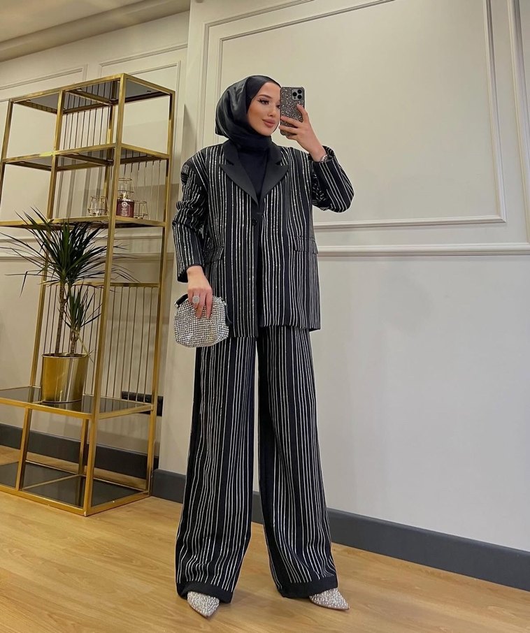 Taşlı Siyah Kadın Uzun Takım Elbise - Görsel 3