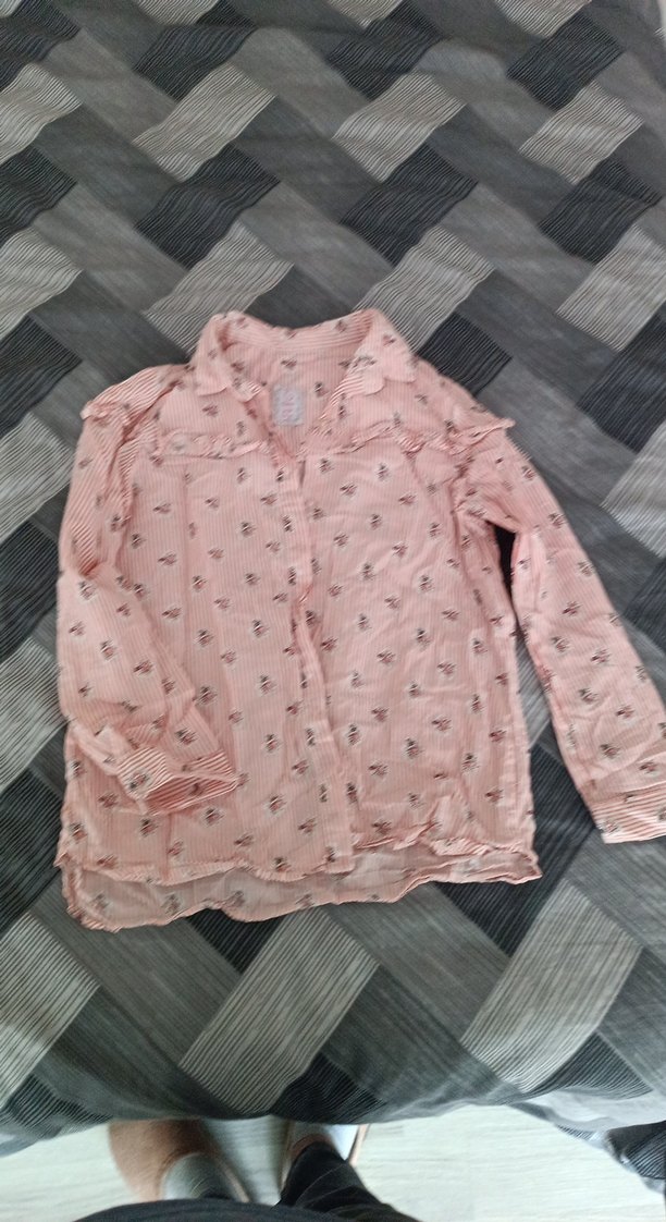 Pembe Desenli Düğmeli Uzun Kollu Kız Gömlek - Görsel 2