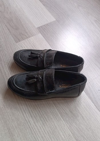 Erkek Çocuk Siyah Tokalı Özel Ayakkabı - Görsel 2