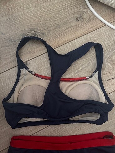 Diğer Bikini