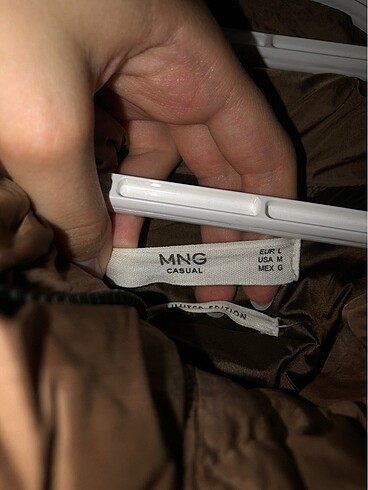 Mango Mango Kahverengi Şişme Kemerli Şapkalı Mont