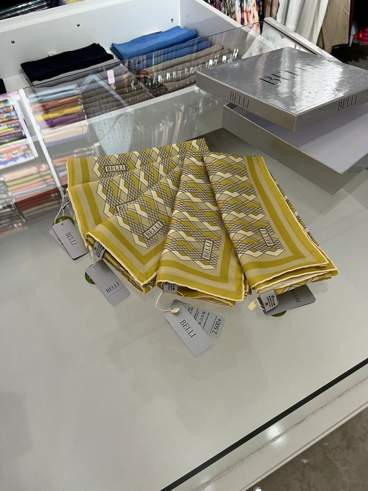 Belli Tivil İpek Eşarp - Görsel 3