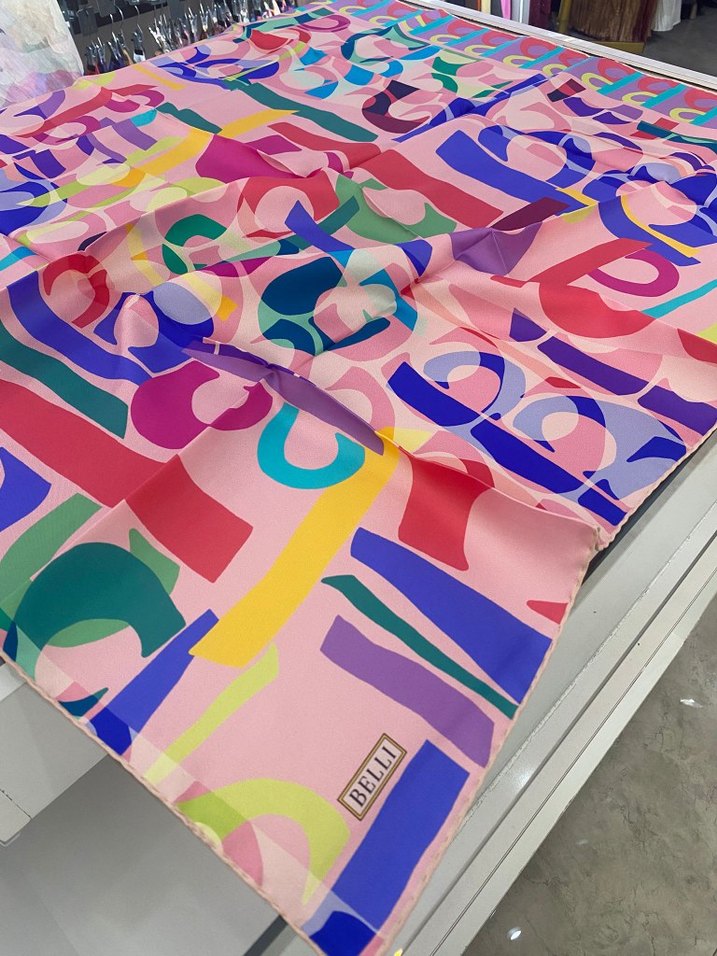 Belli Tivil İpek Eşarp - Görsel 3