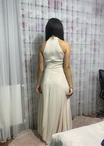 s Beden beyaz Renk Dantel İşlemeli Yüksek Yakalı Midi Elbise