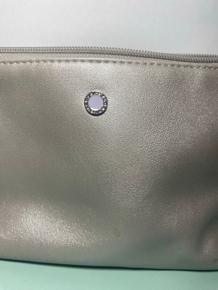 Gri Deri Kadın Makyaj Çantası - Görsel 2