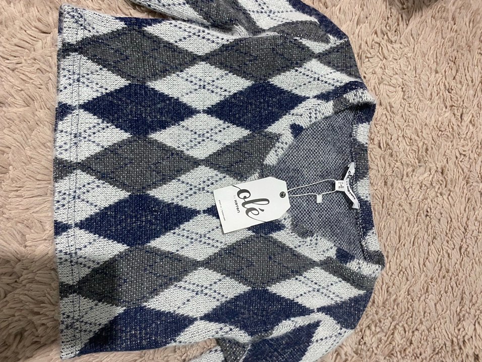 Gri V Yaka Uzun Kollu Kazak - Görsel 2