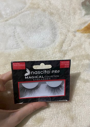 Kiko pembe makyaj çantası ve makyaj ürünleri seti - Görsel 13