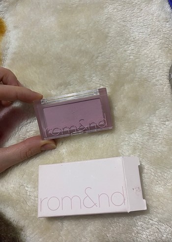 Kiko pembe makyaj çantası ve makyaj ürünleri seti - Görsel 8