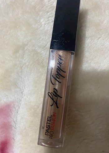 Kiko pembe makyaj çantası ve makyaj ürünleri seti - Görsel 6