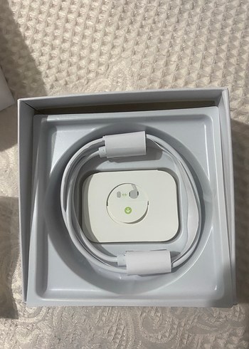 Beyaz Kablosuz Kulaklık - Görsel 4