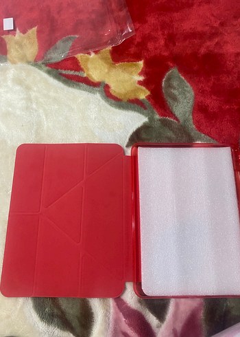 Kırmızı Tablet Kılıfı - Görsel 2