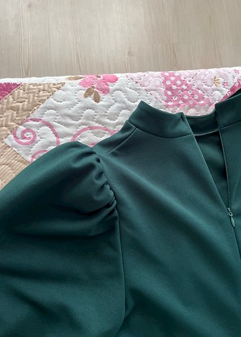 Yeşil V Yakalı Uzun Kadın Elbise - Görsel 2