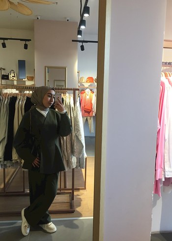 Kadın Koyu Haki Pamuklu Normal Kesim Takım