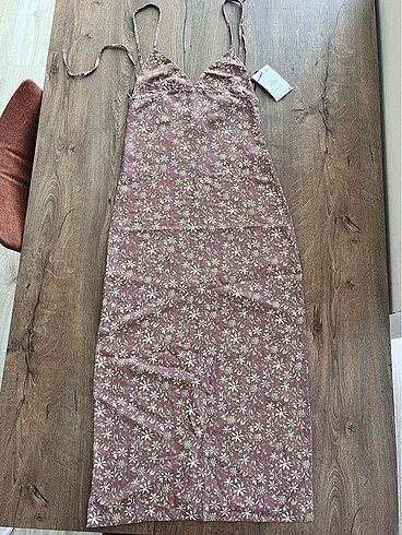 Pull and Bear Pull&bear uzun asklı yazlık elbise