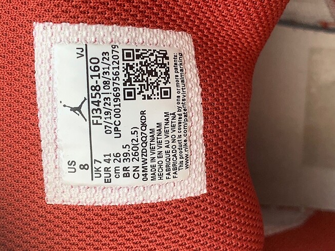 41 Beden Air Jordan 1 Mid Se Dune Red