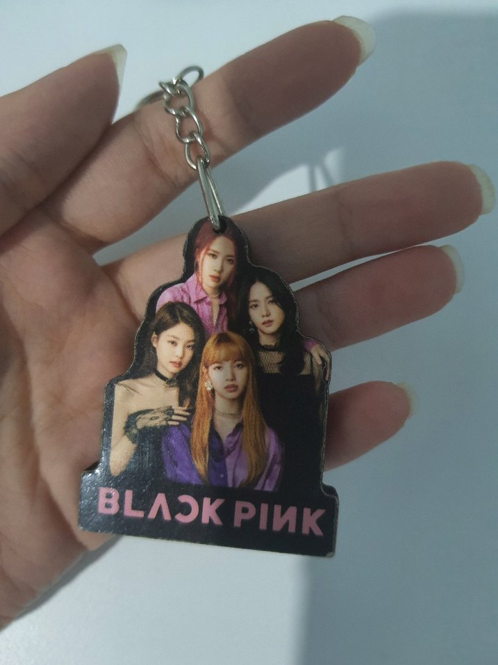 Blackpink rozet anahtarlık - Görsel 4
