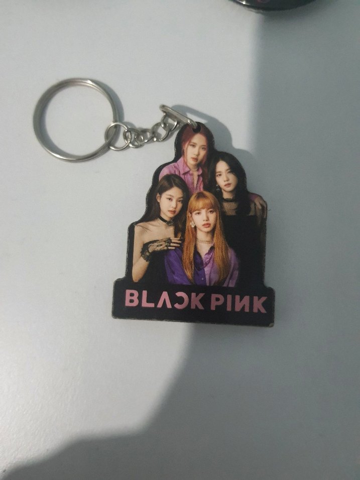 Blackpink rozet anahtarlık - Görsel 3