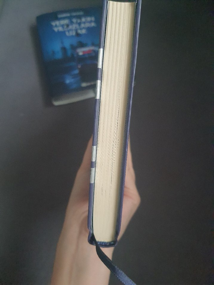 Yere Yakın Yıldızlara Uzak - Emine Tavuz - Görsel 3