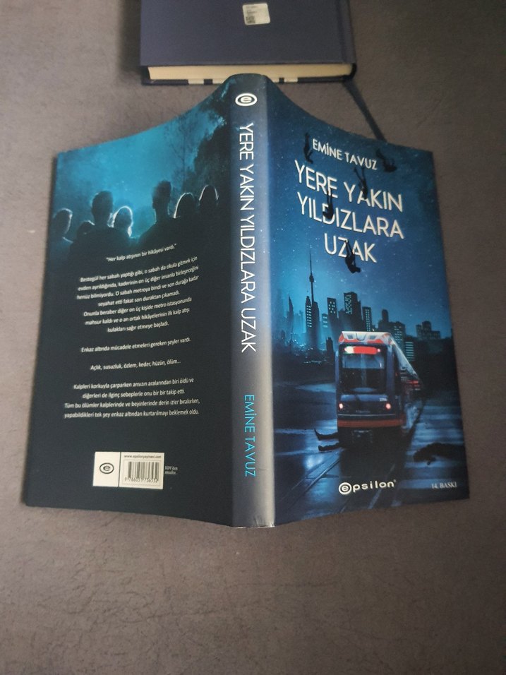 Yere Yakın Yıldızlara Uzak - Emine Tavuz - Görsel 5