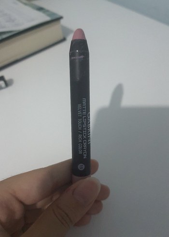 Diğer Gabrini Matte crayon lipstick dudak kalemi