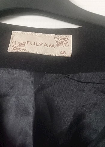 Nakışlı Uzun Siyah ceket - Görsel 3