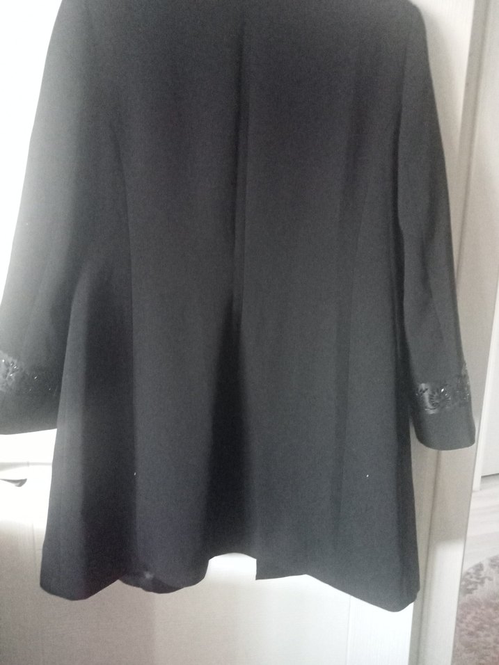 Nakışlı Uzun Siyah  ceket - Görsel 4