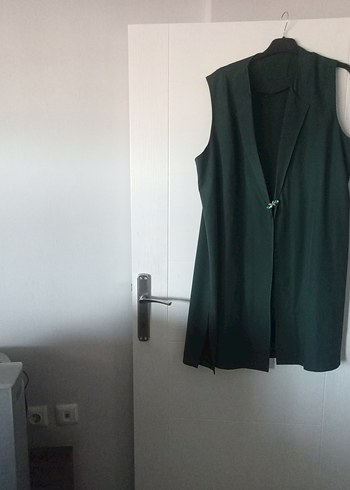 Kadın V Yaka Kolsuz Midi Yeşil Yelek - Görsel 2