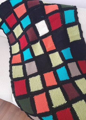 Çok Renkli Kareli Örgü Battaniye - Görsel 2