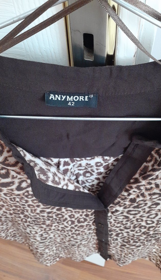 Kahverengi Leopar Desenli V Yaka Kadın Bluz - Görsel 4